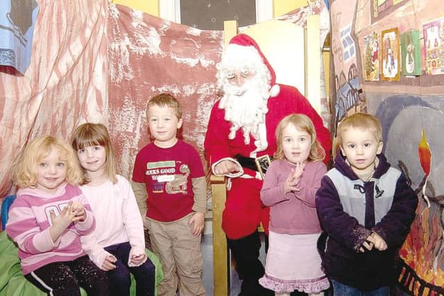 Father Christmas makes a pre-Christmas stop at a playgroup in Swineshead in 2006. EMN-161123-165227001