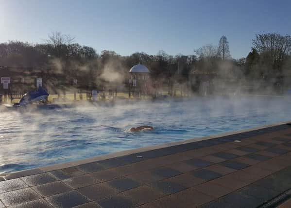 The outdoor swimming pool at Jubilee Park EMN-161125-101445001