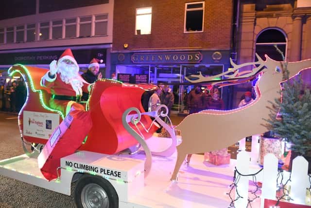 Santa arrives for the Skegness Christmas parade and lights switch-on. Photo: MSKP-241116-17 ANL-161125-154548001