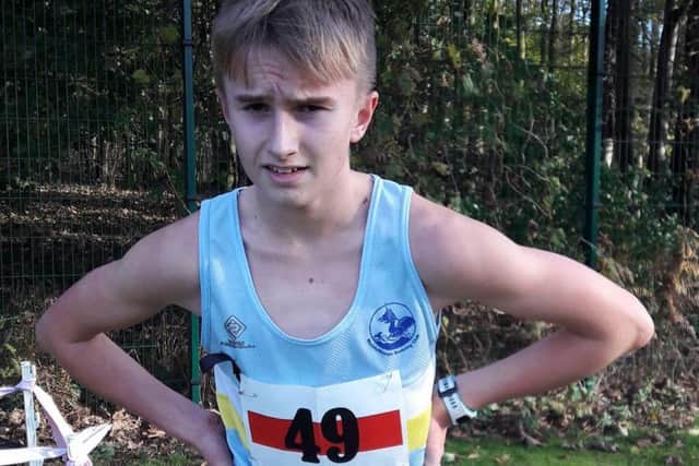 Cross country winner Archie Rainbow EMN-161128-104837002