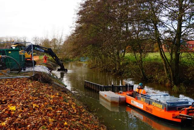 Dredging EMN-160112-102803001