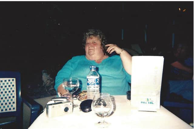 Gill White before her weight loss EMN-160212-135550001