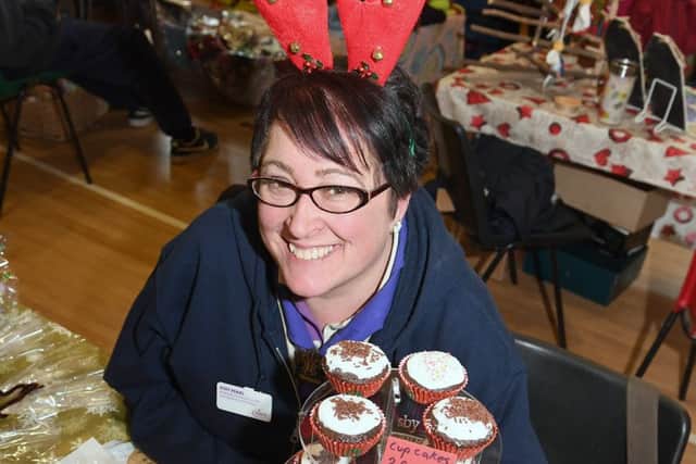 Suzy Pearl of 2nd Spilsby Scout Group at.Spilsby Cracker Day at Franklin Hall, organised by Spilsby Rotary Club. MSKP-031216-26 ANL-160512-154920001