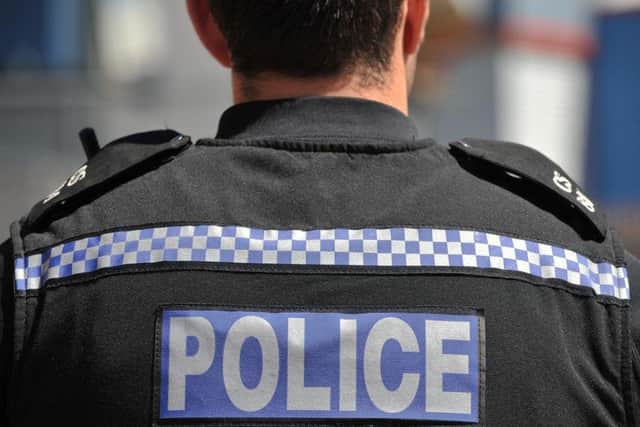 Lincolnshire Police news.
EMN-160712-084004001