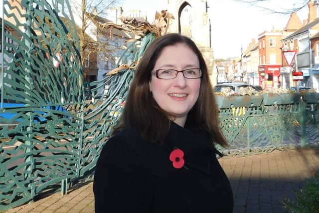 Dr Caroline Johnson. EMN-160712-105138001