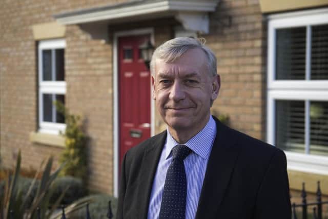 David Newton, Managing Director of Chestnut Homes EMN-161215-113631001