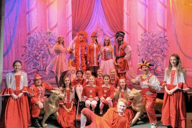 There is stiill time to catch Robin Hood and The Babes In The Woods at Blackfriars Theatre and Arts Centre. EMN-161220-131254001