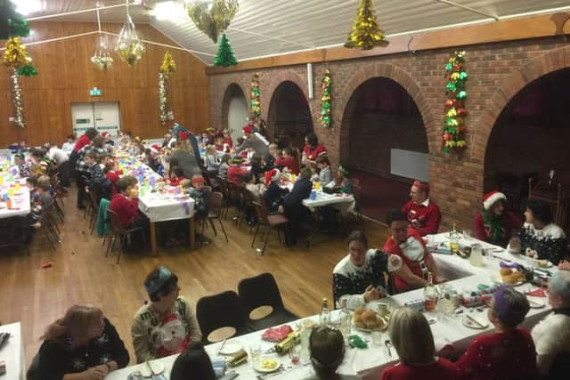 Kirkby on Bain School Christmas lunch EMN-161221-122347001
