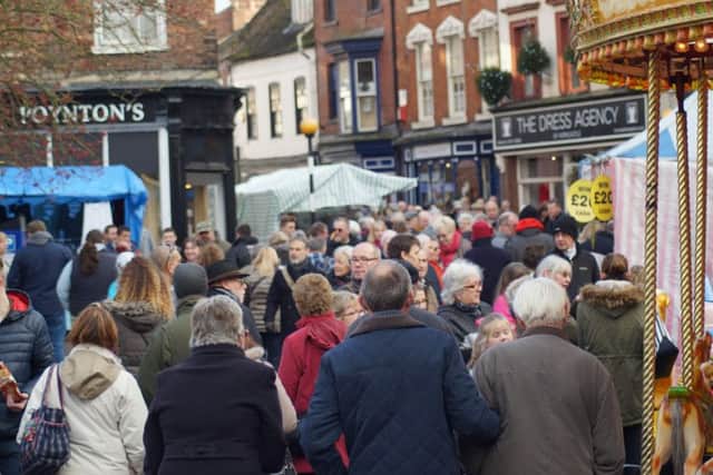 The streets of Horncastle were packed for this year's Christmas Market event EMN-161219-111757001