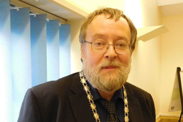 Mayor of Sleaford Coun David Suiter. ABCDE EMN-161221-153645001