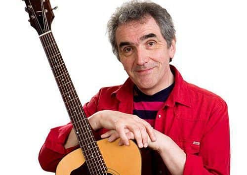 Jez Lowe EMN-161224-084853001
