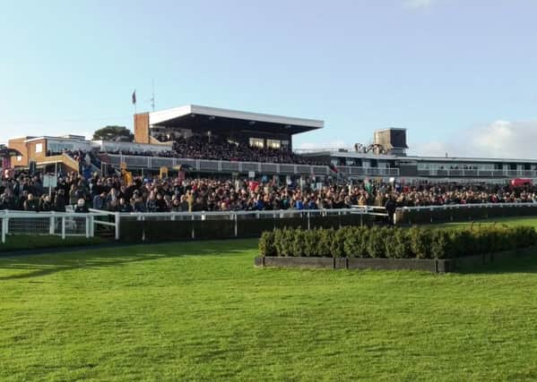 Huge crowds at the Market Rasen races on Boxing Day 2016.