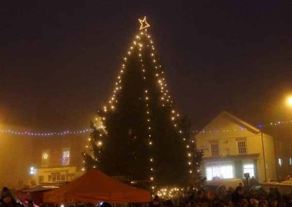 Caistor Christmas tree comes down this weekend EMN-170301-165342001
