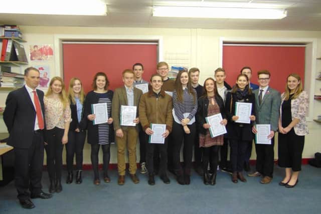 Caistor Grammar School Gold Duke of Edinborough Award recipients EMN-171001-150853001