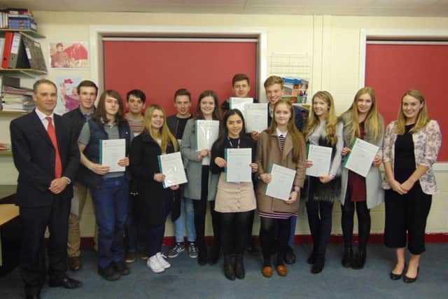 Caistor Grammar School Silver Duke of Edinborough Award recipients EMN-171001-150926001