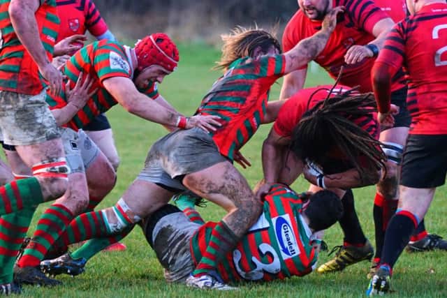 Rasen and Louth drive forward durign a promising first half EMN-170116-102139002