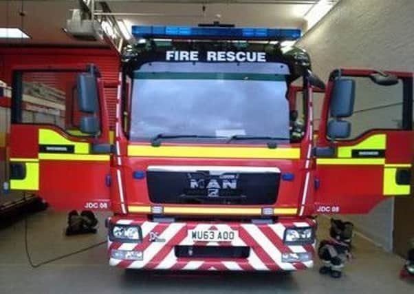 Lincolnshire Fire and Rescue ANL-170114-075233001
