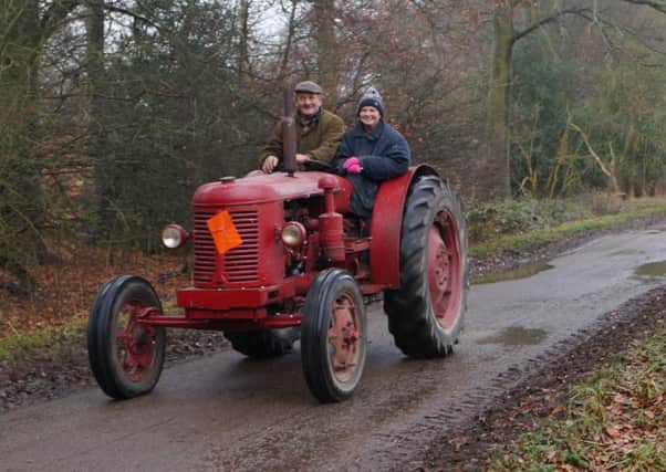 Middle Rasen Tractor Road Run EMN-170116-071448001