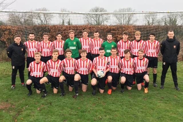 The Carres squad travelled on Lincoln Citys team bus, courtesy of Sleafodian Coaches, for their sixth round trip EMN-170119-173958002