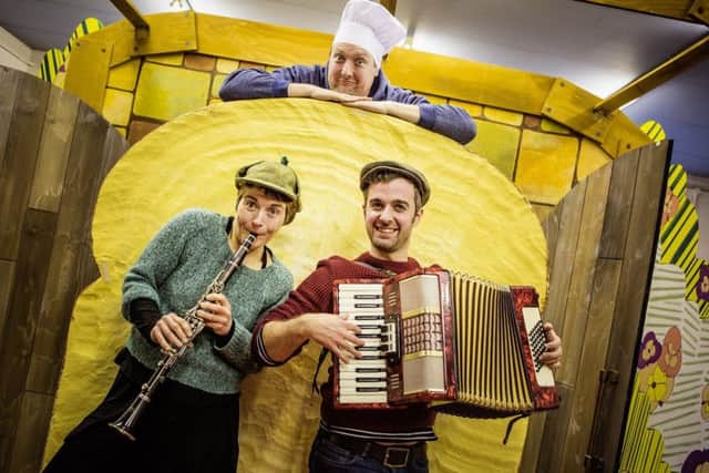 Sarah Ratheram, Paul Critoph and Christopher Finn in The Giant Jam Sandwich. Photo credit: Pamela Raith Photography EMN-170130-152839001