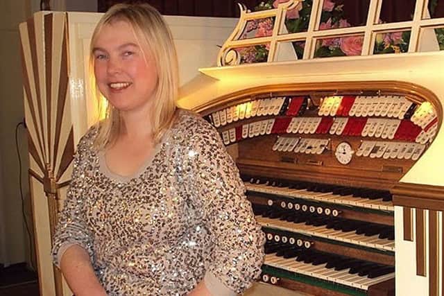 Popular organist Elizabeth Harrison EMN-170902-150726001