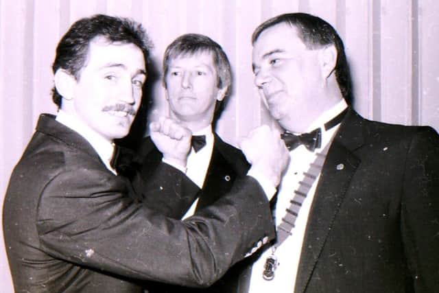 World champion boxer Barry McGuigan was guest at Sleaford and District Lions Club's sportsman's dinner in 1992. EMN-171002-084744001