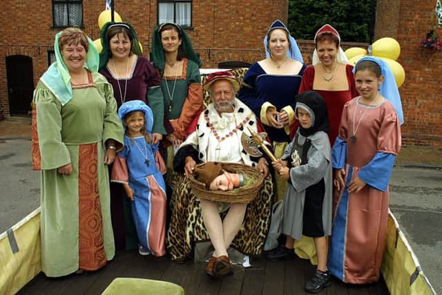 AC Burgh FC depicting Henry VIII (Robert Barlow) and five of his wives at Burgh Carnival in 2004.