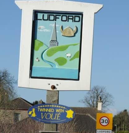 Ludford EMN-171203-082854001