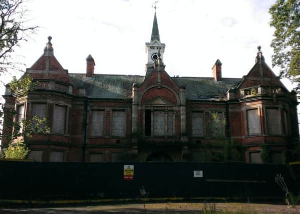 The old Rauceby Hospital at Greylees. EMN-170327-150039001