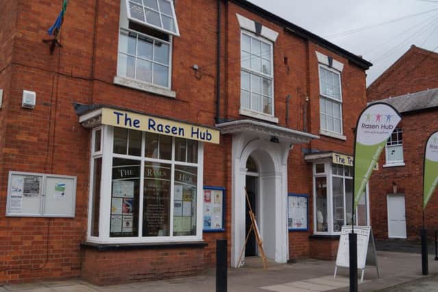 Rasen Hub EMN-170404-152055001