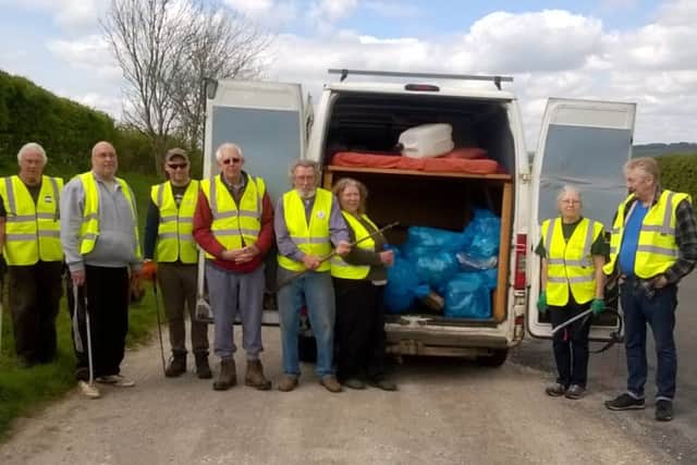 Tetford Volunteer Group was out and about litter picking on St George's Day EMN-170427-142544001