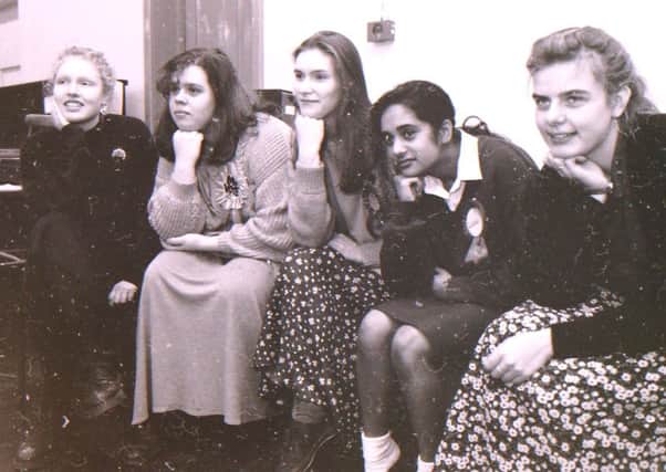 Student candidates at the mock election in Kesteven and Sleaford High School in 1992. EMN-170420-162308001