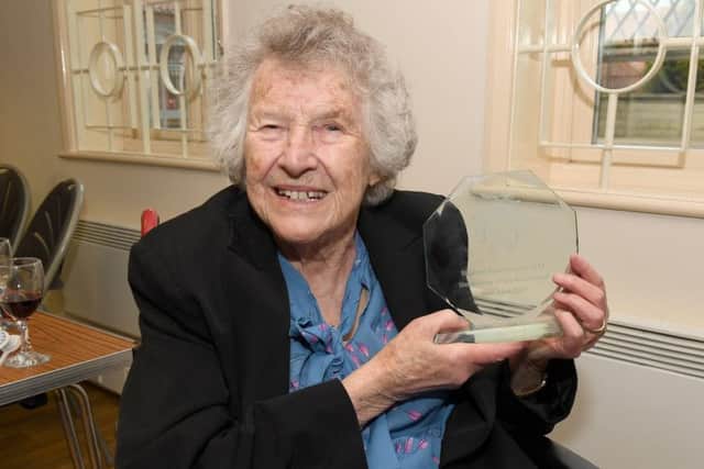 Sleaford Town Awards 2017. Sleafordian of the Year Winifred Sibley. EMN-170424-100753001