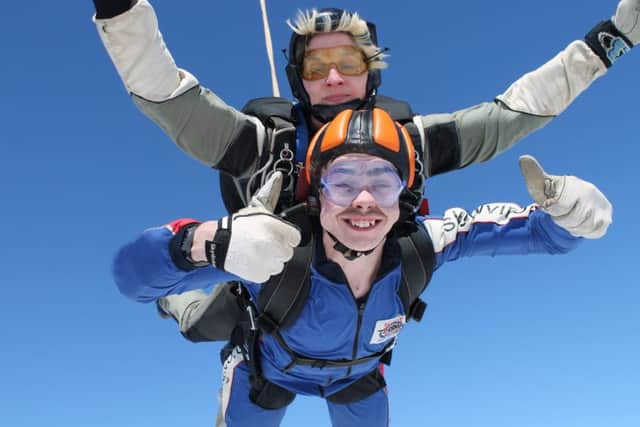 Stephen Clark skydiving for charity EMN-170427-091729001