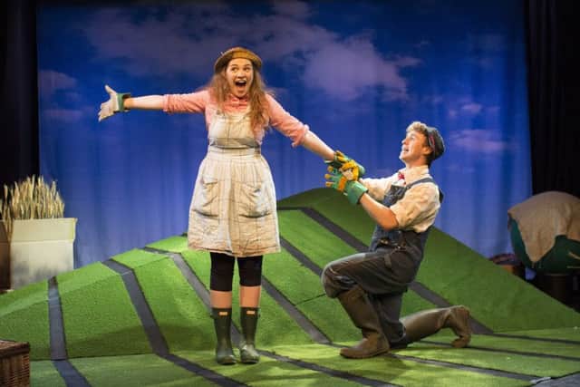 The Scarecrow's Wedding EMN-170405-175408001