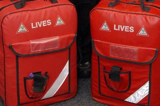 LIVES CPR training EMN-170505-064211001