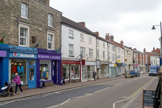 Market Rasen's main street EMN-170515-125606001