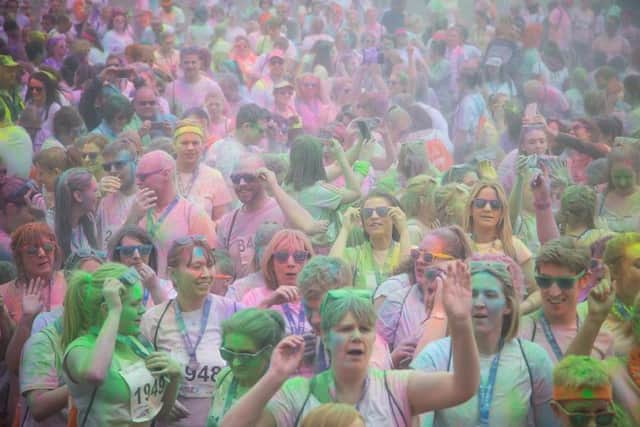 Colour Dash for St Barnabas EMN-170516-132746001