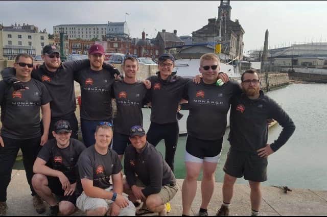 Round Table rowers