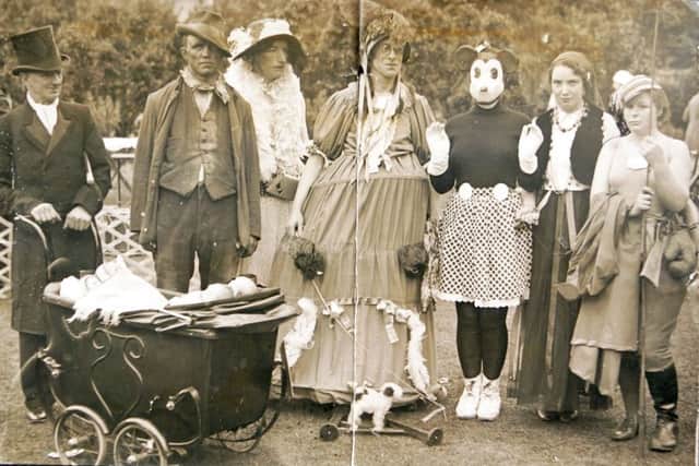 Nostalgia: 1930s? EMN-170619-113929001