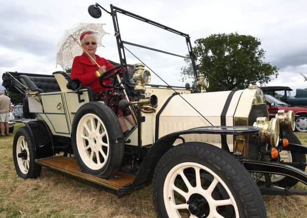 Swaton Vintage Day and World Egg Throwing Championships. Sandra Roseby om Coningsby with her 1907 Peugeot Double Phaeton. EMN-170626-131646001
