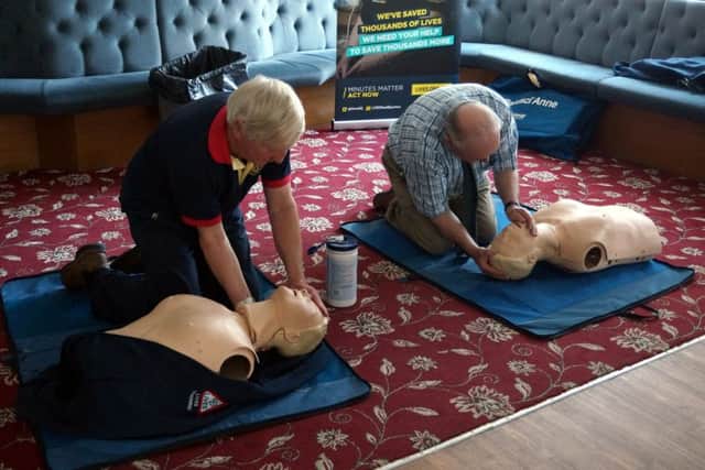 Rotary CPR sessions EMN-170627-081040001