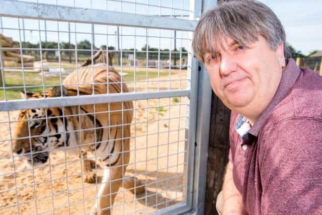 Beauty and the Beast: Horncastle News editor John Fieldhouse meets Syas.
