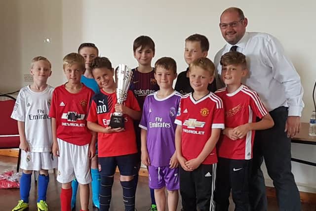 Cranwell JFC Under 9s Hawks won The Peterken Team of the Year award EMN-170629-164526002