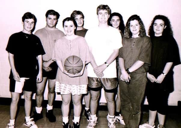 One of the basketball teams from the Sleaford Festival of Sport tournament in 1992. Are you among the members? EMN-170728-111948001