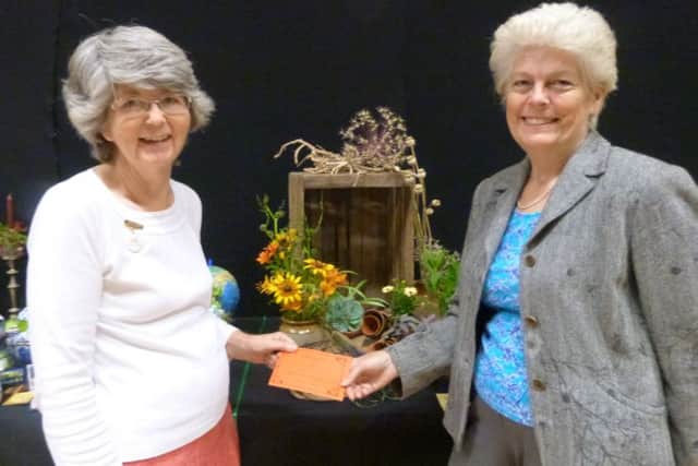 Winner of 'Time Stands Still' Jean Threlfall (left) and Judge Jane Walden. (Photo by Linda Oxley) EMN-170208-112530001