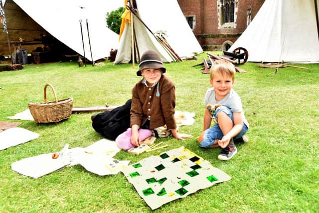Civil War weekend at Tattershall Castle EMN-170708-083615001