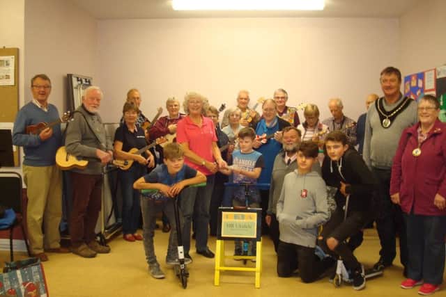 Band-ing together to raise cash EMN-170918-123031001