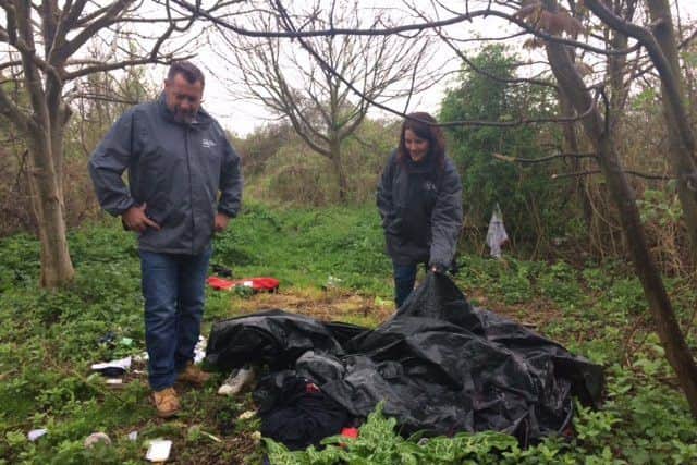 P3 searching for signs of homeless living in Skegness. ANL-170915-074941001