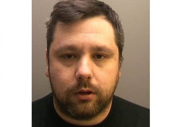 Jason Simpson. EMN-171018-162841001
